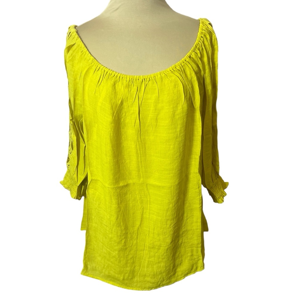 Unique Spectrum Yellow Peasant Scoop Neck Tie 3/4” Crochet Lace Sleeve Top